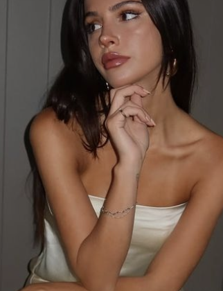 Ask Bella: From Prom Night to Plot Twist Screenshot 2025-10-04 at 12.36.07 PM